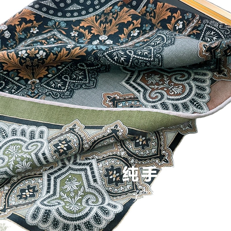 Central Compass Persian Floral – Shawl Wrap Winter recenzja i cena