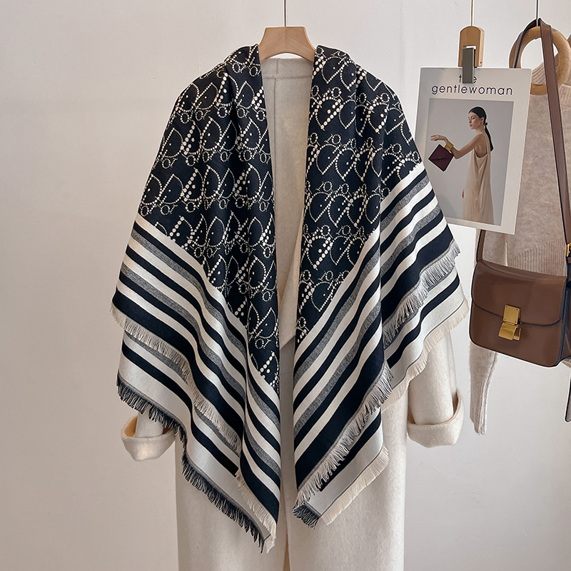 Elegant Striped Design Scarf I – Wool Scarf Men recenzja i cena